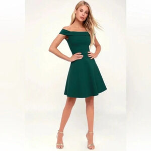 NWT Lulu’s Season of Fun Forest Green Off-the-Shoulder Skater Dress Size M